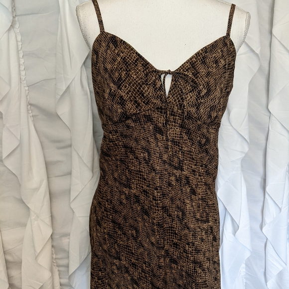NY & Co snakeskin dress - Picture 3 of 8